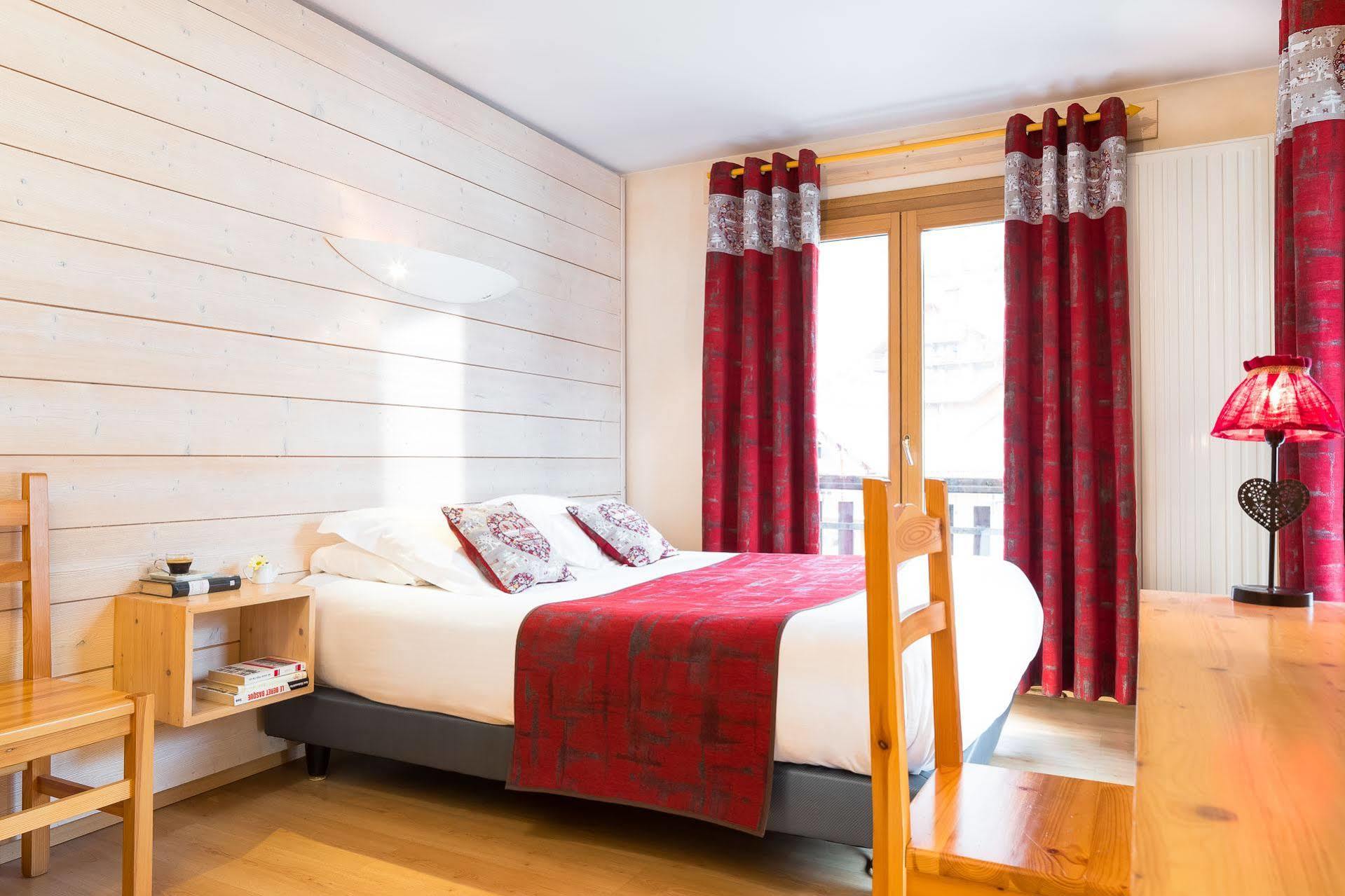 Grand Hotel De Valloire Et Du Galibier Exteriör bild
