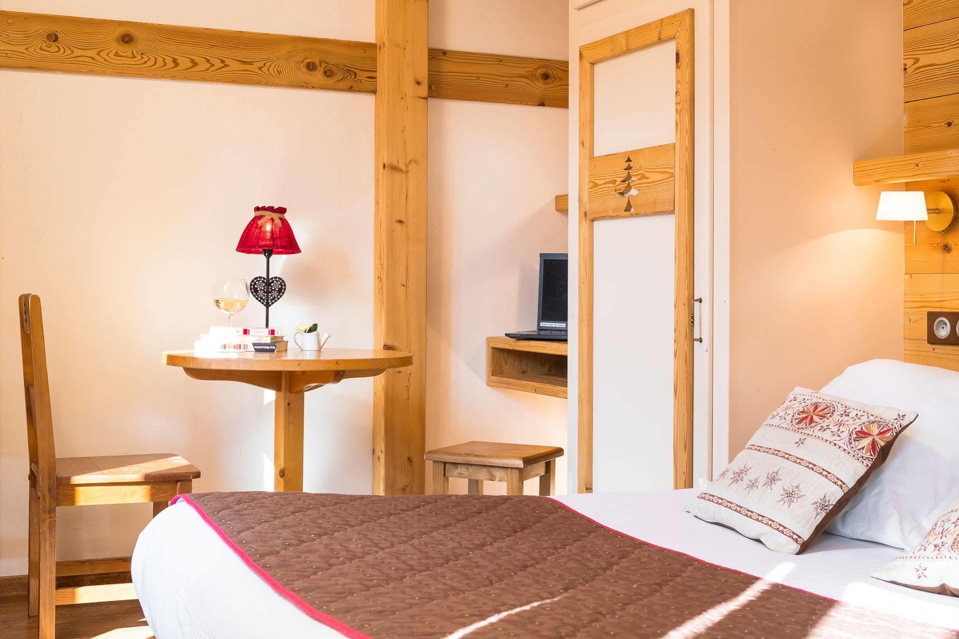 Grand Hotel De Valloire Et Du Galibier Exteriör bild