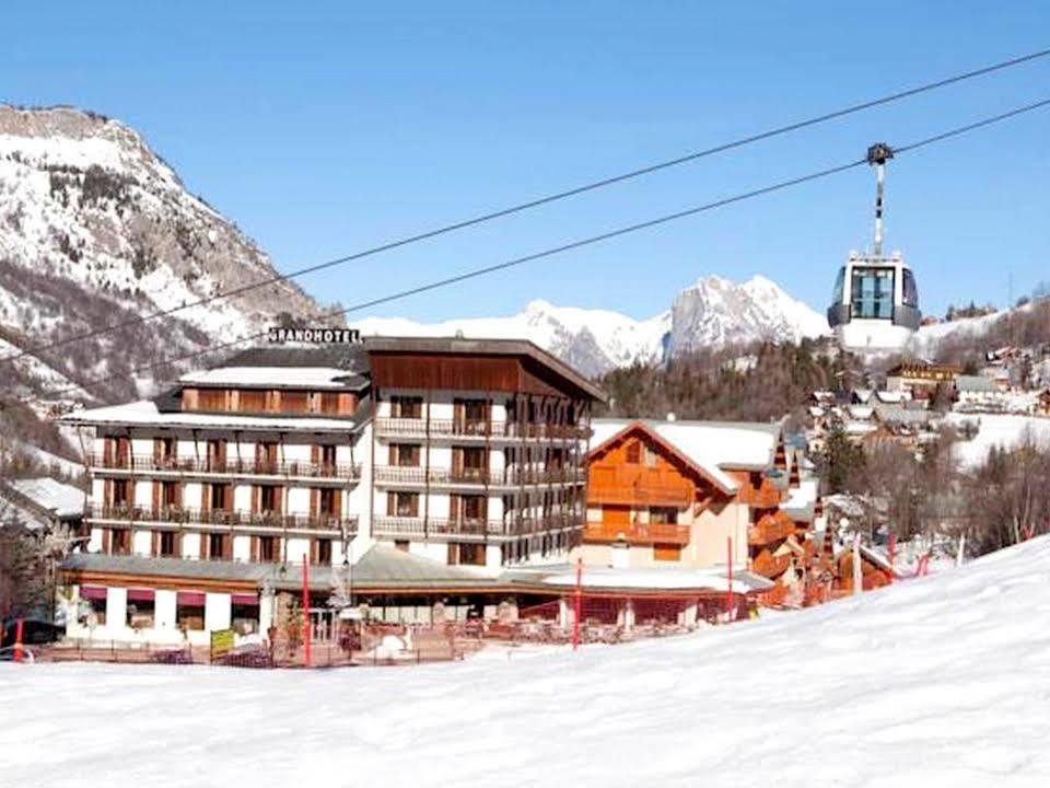 Grand Hotel De Valloire Et Du Galibier Exteriör bild