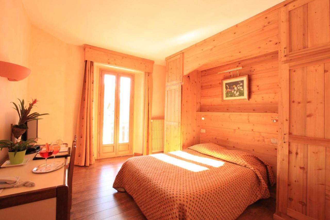 Grand Hotel De Valloire Et Du Galibier Exteriör bild